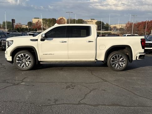 Used 2024 GMC Sierra 1500 Denali w/ Denali Reserve Package image 12