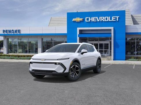 New 2026 Chevrolet Equinox EV LT FWD image 32