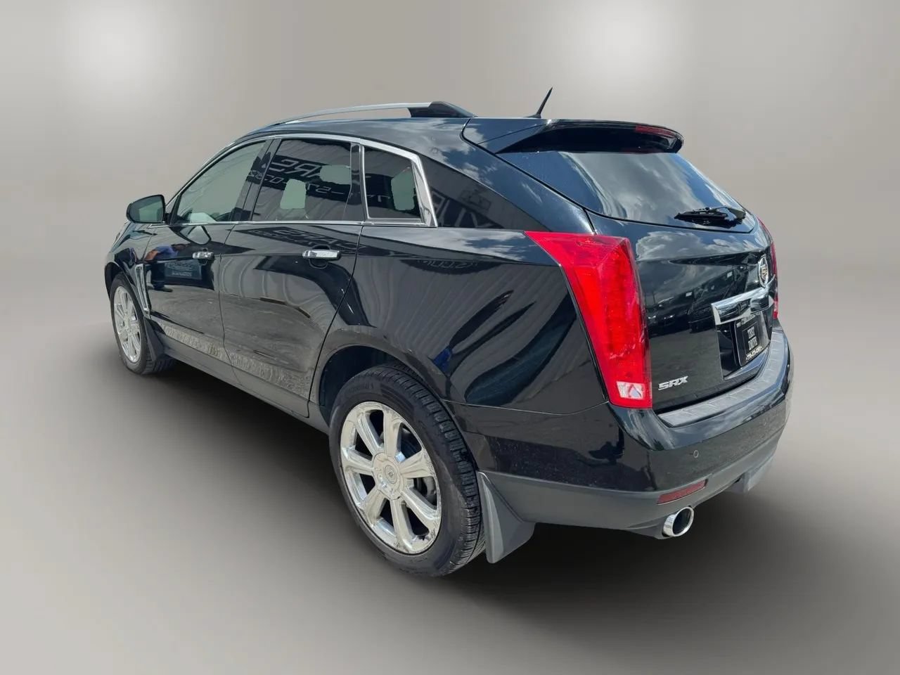 Used 2013 Cadillac SRX Performance w/ Driver Awareness Package FWD image 9