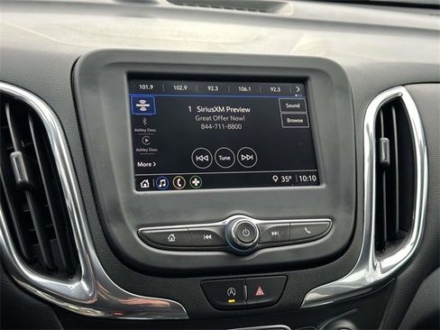 Used 2023 Chevrolet Equinox LT image 9