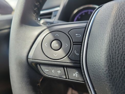 Used 2018 Toyota Camry SE w/ Convenience Package image 16