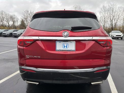 Used 2024 Buick Enclave Premium image 4