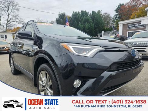 Used 2018 Toyota RAV4 Limited image 7