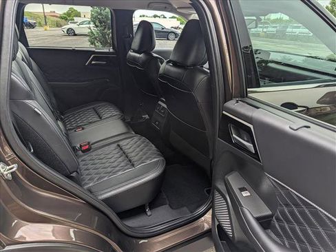 Used 2024 Mitsubishi Outlander SEL AWD/4WD image 15