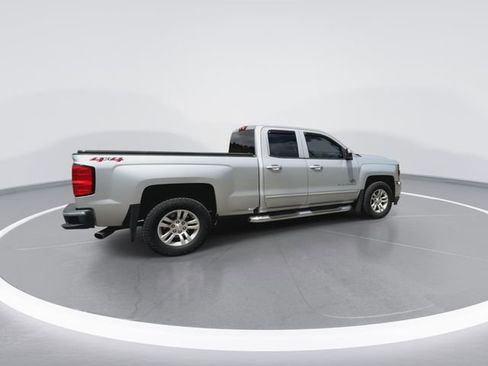 Used 2018 Chevrolet Silverado 1500 LT w/ All Star Edition AWD/4WD image 11