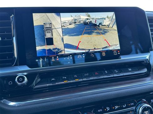 Used 2024 GMC Sierra 1500 SLT w/ SLT Premium Plus Package image 27