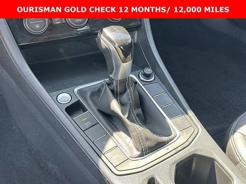 Used 2024 Volkswagen Jetta SE w/ Panoramic Sunroof Package FWD image 25