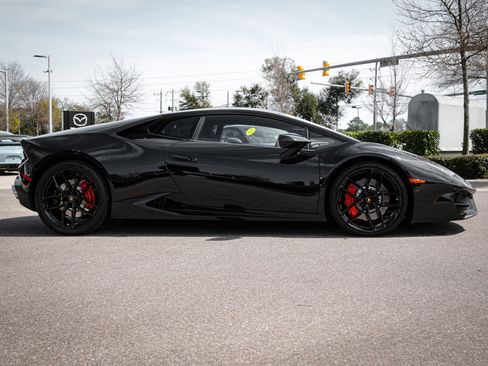 Used 2019 Lamborghini Huracan LP 580-2 image 11