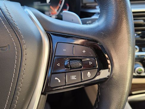 Used 2022 BMW 530i xDrive w/ Convenience Package image 24