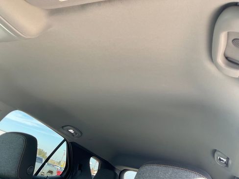 Used 2024 Chevrolet Equinox LT AWD/4WD image 16