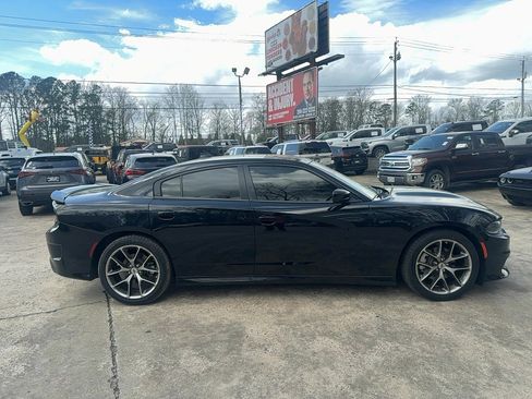 Used 2022 Dodge Charger GT image 4