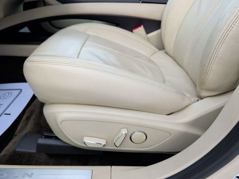 Used 2015 Lincoln MKZ AWD w/ Equipment Group 101A Select image 9