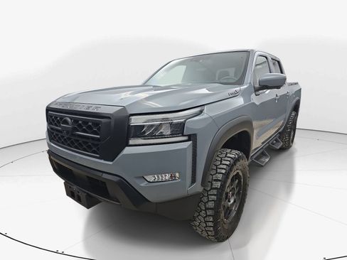 Used 2023 Nissan Frontier Pro-X w/ Pro Convenience Package RWD image 8