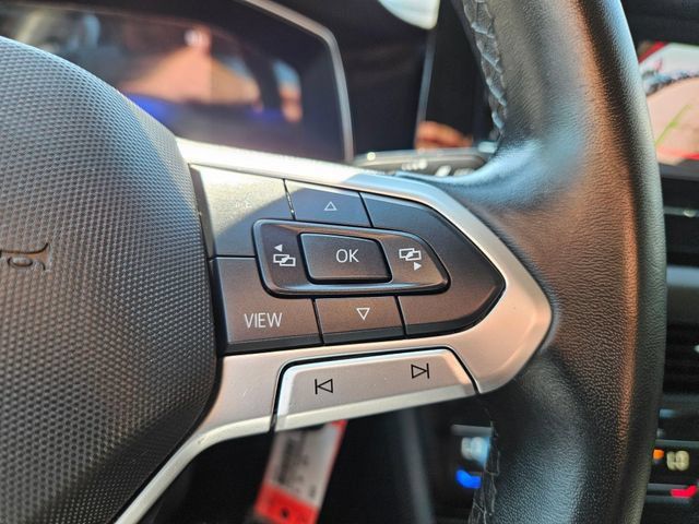 Used 2025 Volkswagen Jetta S FWD image 33