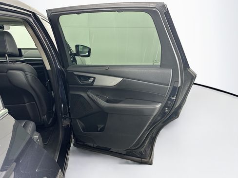 Used 2023 Acura MDX FWD w/ Technology Package image 32