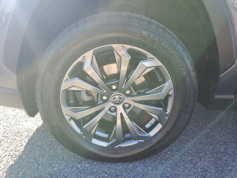 Used 2023 Toyota RAV4 XLE Premium image 10