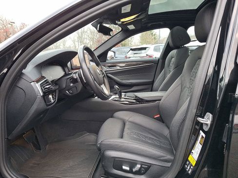 Used 2023 BMW 530i xDrive w/ Convenience Package image 13