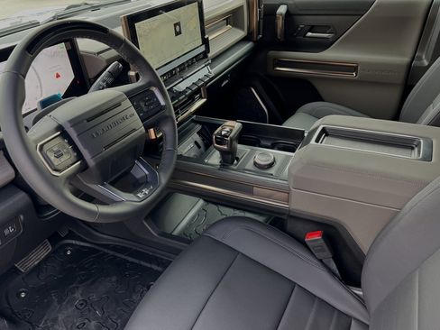 New 2025 GMC Hummer EV 3X w/ Extreme Off-Road Package image 11