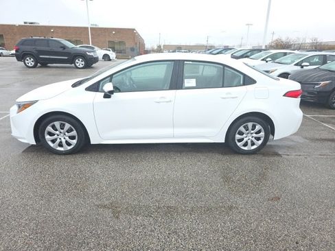 New 2026 Toyota Corolla LE image 4