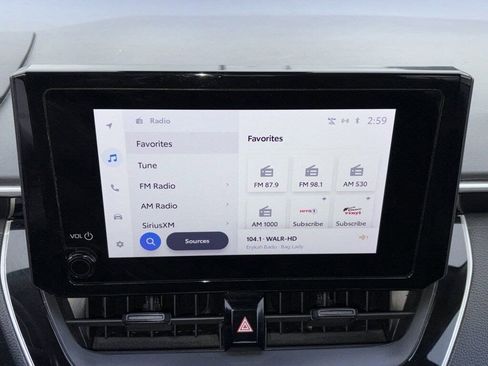 Used 2023 Toyota Corolla LE image 11