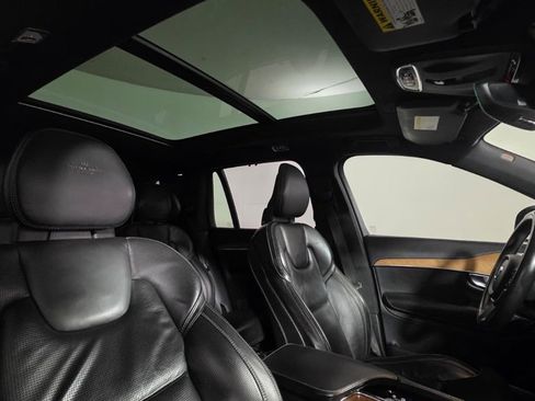 Used 2017 Volvo XC90 T8 Excellence image 12
