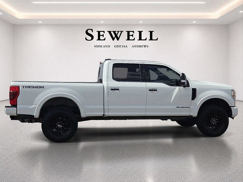 Used 2020 Ford F250 Platinum w/ Tremor Off-Road Package AWD/4WD image 5