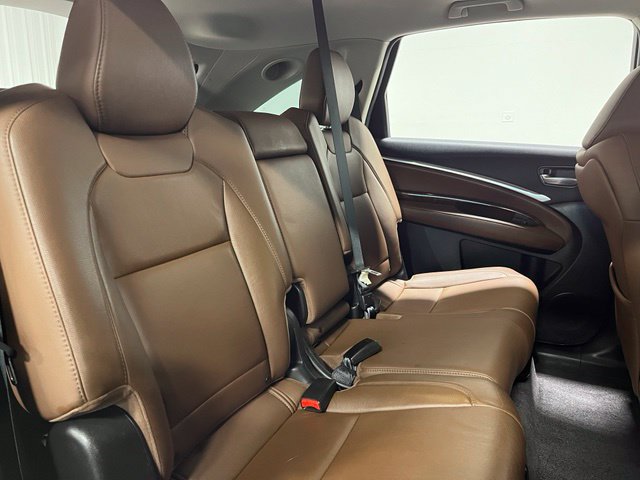 Used 2017 Acura MDX w/ Technology Package AWD/4WD image 14