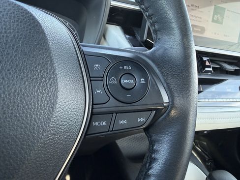 Used 2023 Toyota Corolla SE image 26