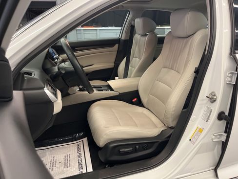 Used 2019 Honda Accord EX-L image 11
