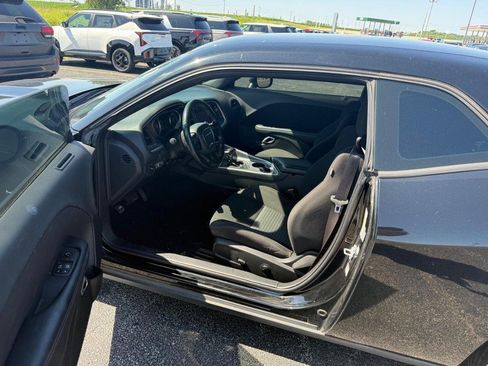 Used 2022 Dodge Challenger R/T RWD image 11