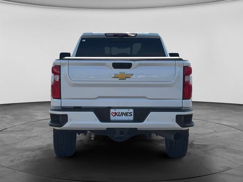 Used 2022 Chevrolet Silverado 3500 High Country w/ Z71 Off-Road Package AWD/4WD image 8