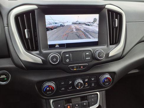 Certified 2022 GMC Terrain SLE w/ Driver Convenience Package image 27