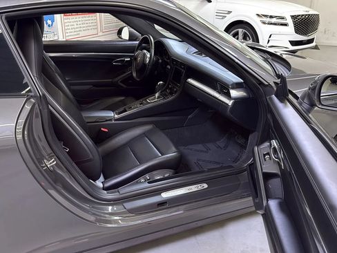 Used 2013 Porsche 911 Carrera 4S w/ Bose Audio Pkg AWD/4WD image 15