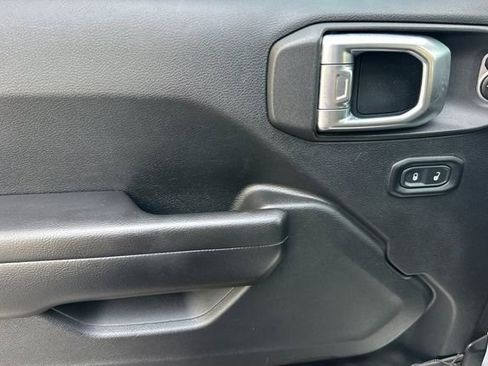 Certified 2018 Jeep Wrangler Unlimited Sport S image 14