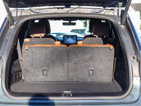 Used 2022 Lincoln Aviator Reserve w/ Elements Package Plus image 28