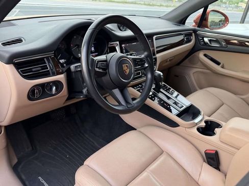 Used 2022 Porsche Macan S AWD/4WD image 10