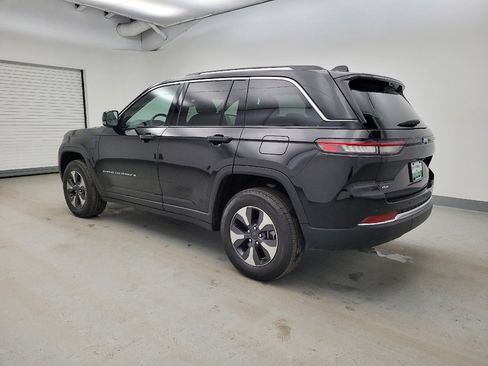 Used 2022 Jeep Grand Cherokee Limited 4xe w/ Luxury Tech Group II image 3