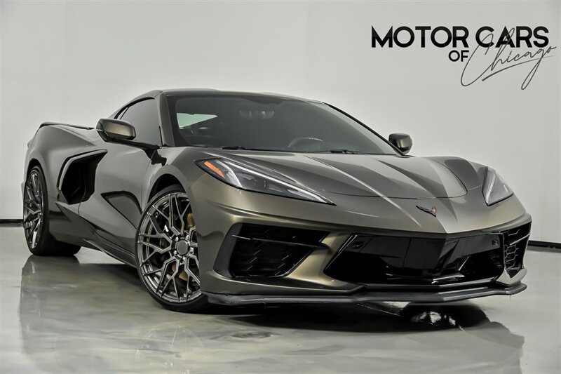 Used 2021 Chevrolet Corvette Stingray Preferred Cpe w/ Z51 Performance Package RWD image 1