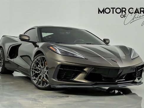 Used 2021 Chevrolet Corvette Stingray Preferred Cpe w/ Z51 Performance Package RWD image 1