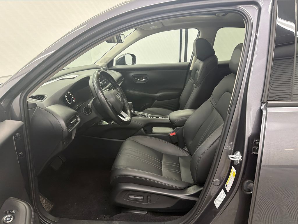 Used 2026 Honda HR-V EX-L image 9