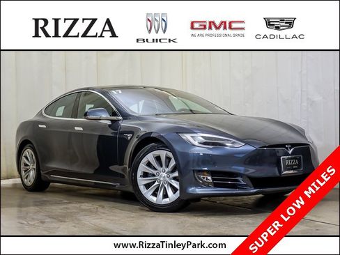 Used 2017 Tesla Model S 75D image 1