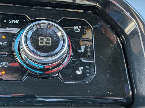 Used 2023 GMC Sierra 1500 AT4 w/ Technology Package image 22