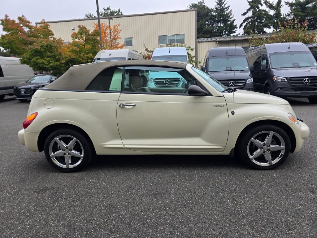 Used 2005 Chrysler PT Cruiser GT FWD image 20