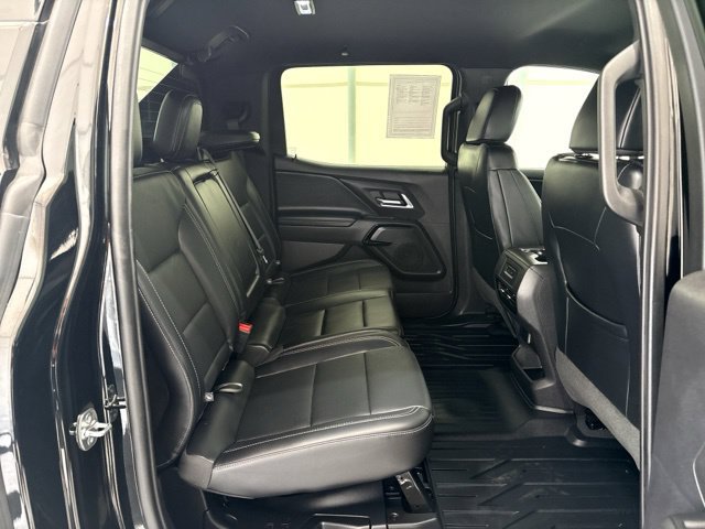 Used 2026 Chevrolet Silverado EV LT AWD/4WD image 27