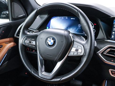 Certified 2022 BMW X5 xDrive45e w/ Parking Assistance Package image 15