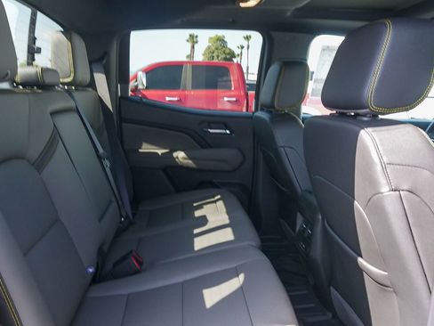 New 2026 Chevrolet Colorado ZR2 w/ Technology Package AWD/4WD image 15