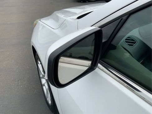 Used 2015 Chevrolet Malibu LT w/ Power Convenience Package image 26