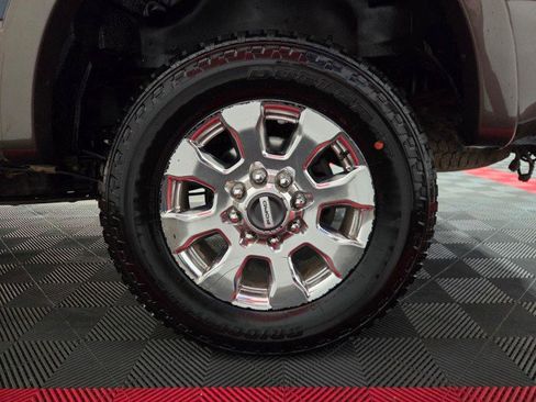 Used 2017 Ford F250 Lariat w/ Chrome Package image 91