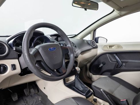 Used 2012 Ford Fiesta S image 13