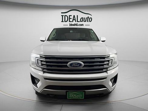 Used 2018 Ford Expedition Max XLT image 12